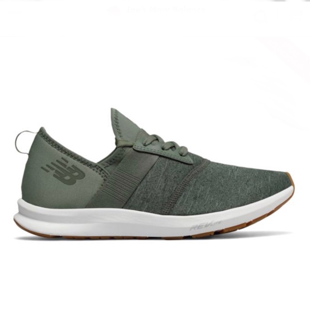 New Balance - size 8 - like new!